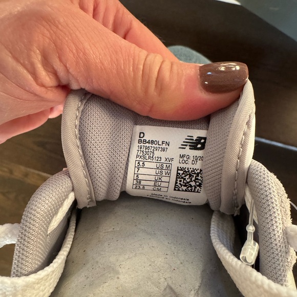 BNIB NEW BALANCE 480 Rain Cloud Gray White Gum Women’s 7 - Picture 5 of 5
